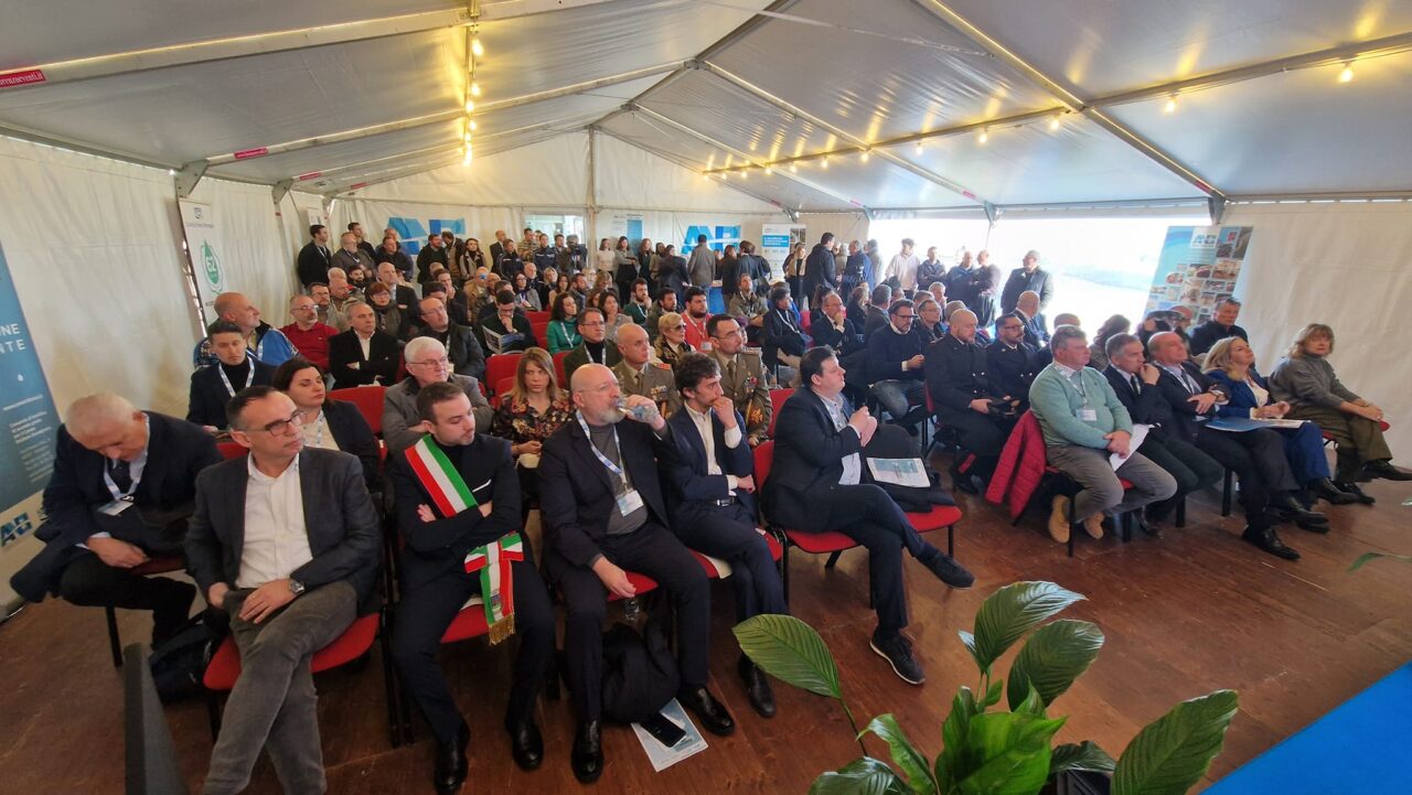 ANBI INNOVAZIONE E SOSTENBILITA’ A SERVIZIO DEL TERRITORIO: INAUGURATO RIFACIMENTO TRATTO CANALE CER AUTOSTRADA IDRICA D’ITALIA