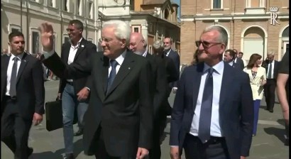 🇮🇹Il Presidente della Repubblica, Sergio Mattarella ringrazia il personale del Consorzio di Bonifica della Romagna per l'impegno nella gestione dell'alluvione 💙
@bonificadellaromagna
@anbinazionale
@comunediravenna
#lavorodisquadra
#romagna
#consorzidibonifica
#lavoro
#difesaidraulica
#pompeidrovore