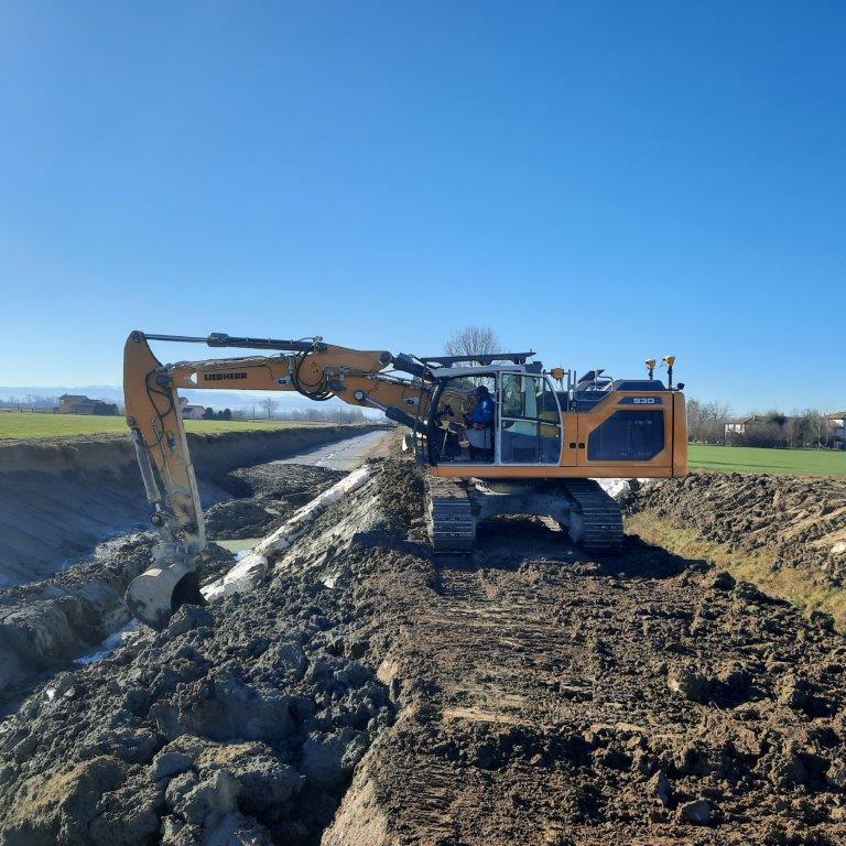 Emilia Centrale, la ricostruzione argini del Canale Risalita pone in sicurezza 21 mila abitanti e porta l’acqua a 7200 ettari agricoli