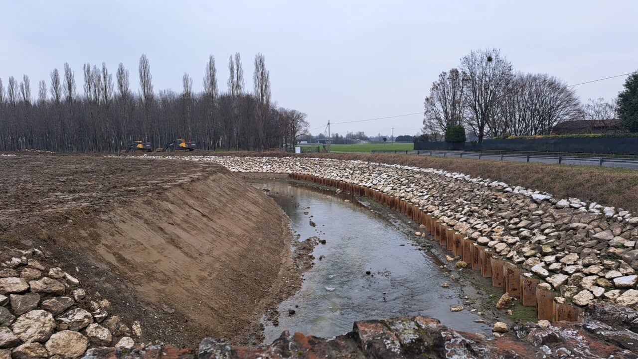 REGGIO EMILIA, ARGINI PIÙ SICURI PER IL TORRENTE RODANO GRAZIE ALL’INTERVENTO DELL’EMILIA CENTRALE