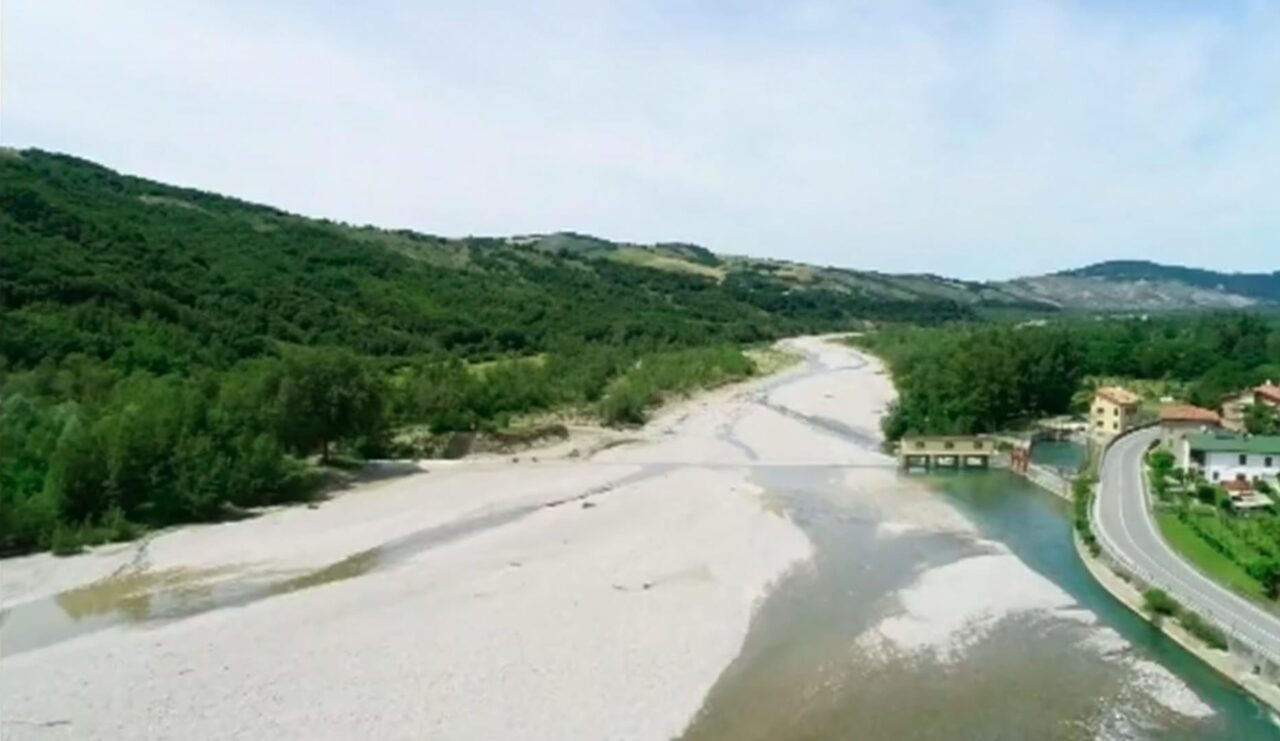 INVASO IN VAL D’ENZA, CONCLUSO IL LAVORO DELLA COMMISSIONE GIUDICATRICE. ORA LE VERIFICHE, TRA POCHI GIORNI L’INDICAZIONE UFFICIALE DI CHI REALIZZERÀ IL DOCUMENTO DI FATTIBILITÀ DELLE ALTERNATIVE PROGETTUALI