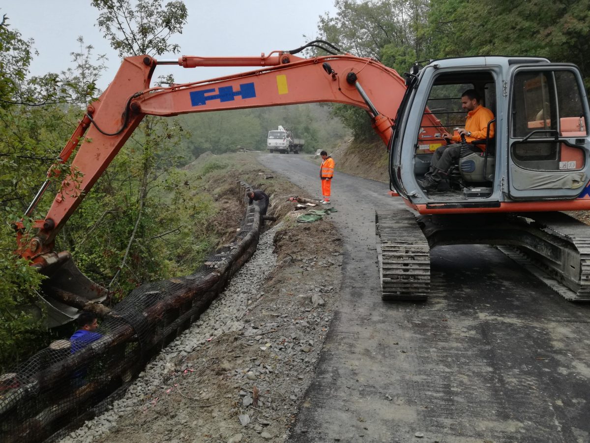 CONSORZIO DELLA BONIFICA PARMENSE: MESSA IN SICUREZZA LA STRADA FONTANAFREDDA-TREVIGLIO.