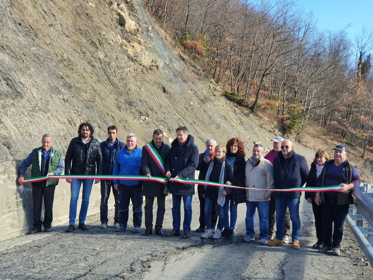 BONIFICA PARMENSE, RIAPERTA IN SOLI 40 GIORNI LA STRADA PER ROCCAFERRARA A CORNIGLIO