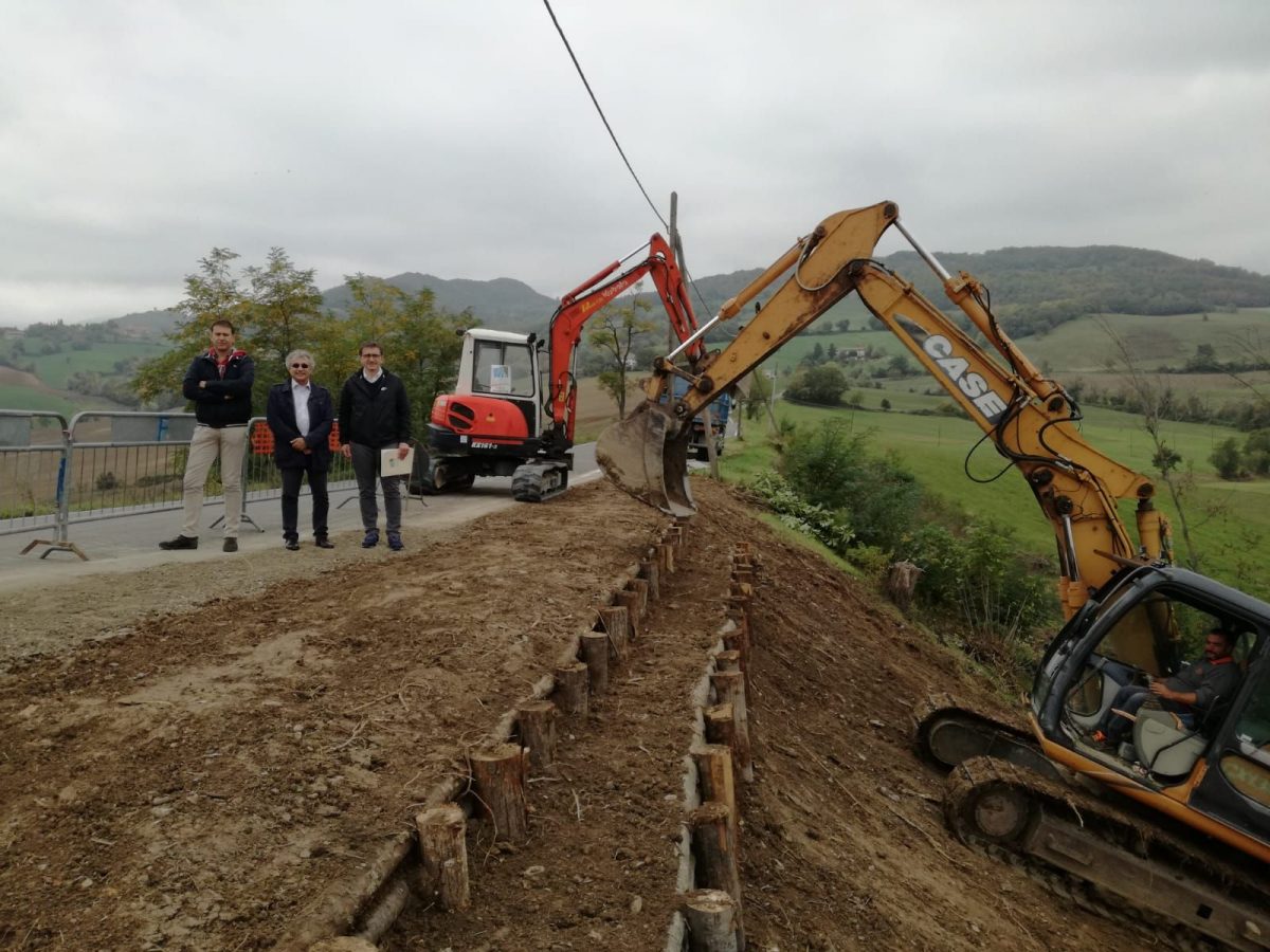 BONIFICA PARMENSE: LAVORI DI SISTEMAZIONE IDROGEOLOGICA DELLA STRADA COMUNALE PER STROGNANO. Un intervento puntuale e mirato in sinergia programmatica con il Comune di Langhirano