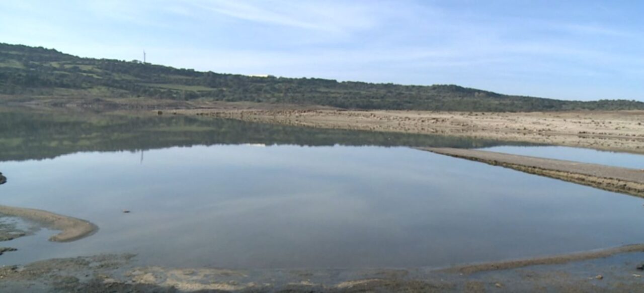 OPULENZA E SCARSITA’ IDRICA SOTTO LO STESSO CIELO – SERVONO INFRASTRUTTURE IDRAULICHE X EQUILIBRARE L’ITALIA DELL’ACQUA