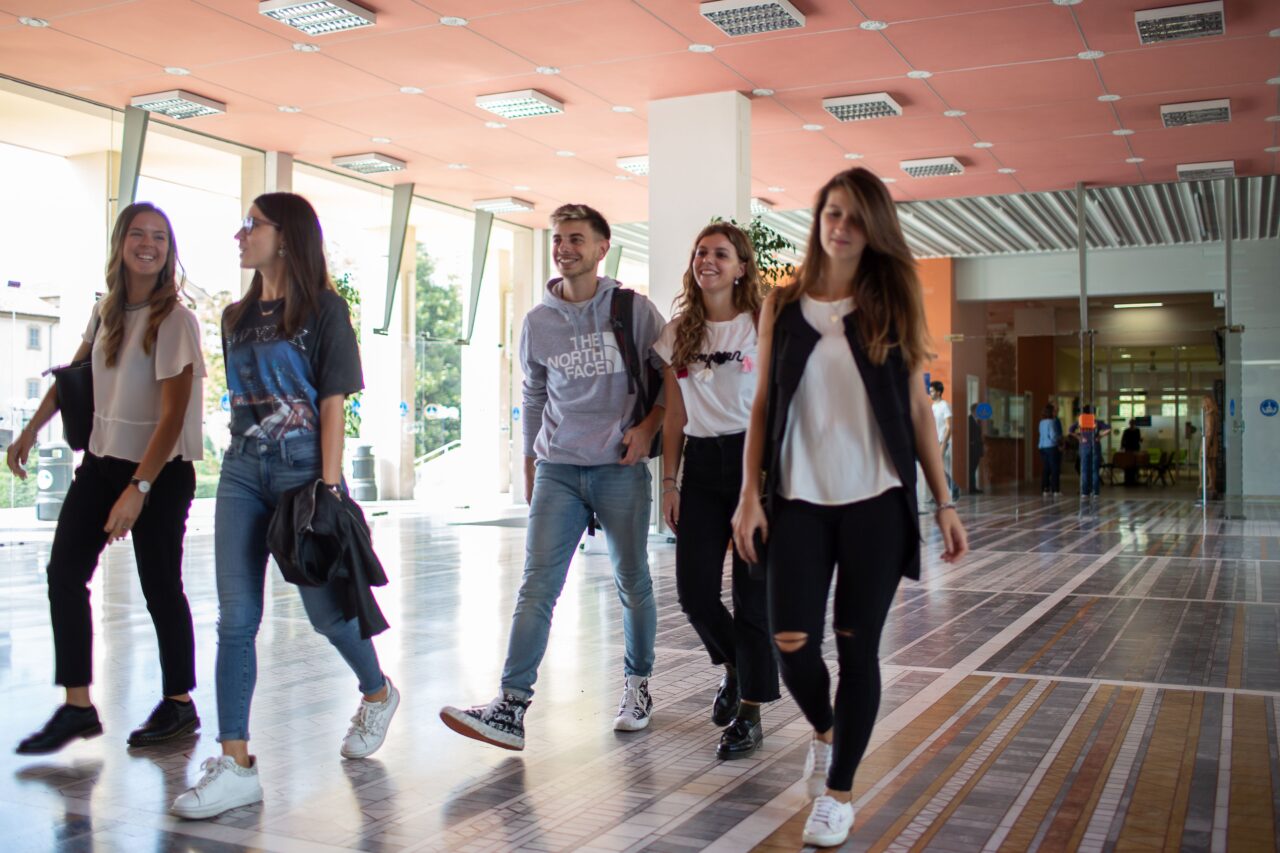 Sostenibilità ambientale e alimentare – il progetto “Acqua da Mangiare” continua con il liceo Respighi all’Università Cattolica