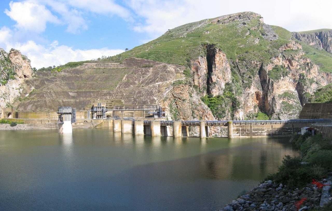 L’ITALIA DELL’ACQUA VISTA DALL’ALTO: ALLARME ROSSO IN ABRUZZO MOLISE E SICILIA ARANCIONE IN ROMAGNA, PIEMONTE ED ALPI