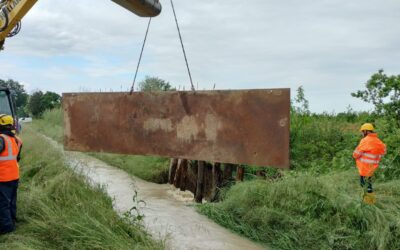 Il Consorzio di bonifica della Romagna Occidentale impegnato giorno e notte a pieno organico per allontanare l’acqua fuoriuscita dai fiumi